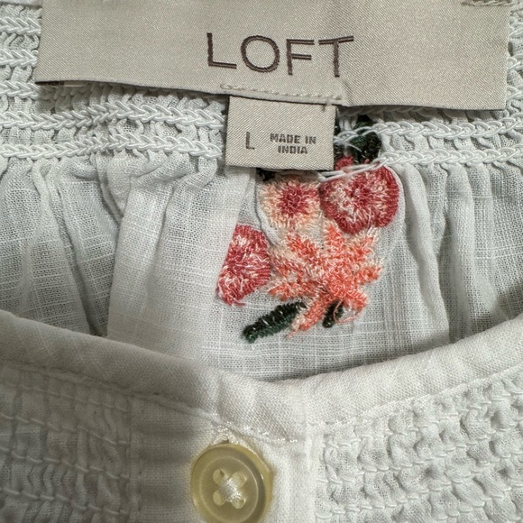 Loft Size:L White Floral Embroidered Blouse - Picture 5 of 6